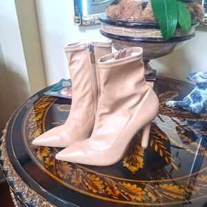 Schultz sock boots nude color size 38.5